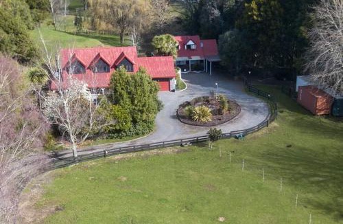 Ngongotaha House | Country Cottage Rotorua