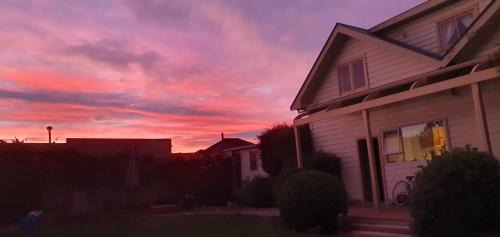 Oamaru Bed & Breakfast | Century House B & B flatlette