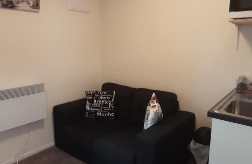 South Dunedin Apartment | I'm a traveller