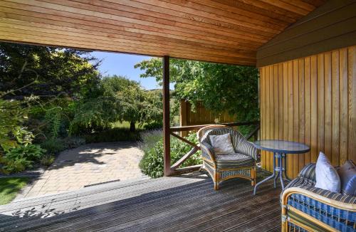 Lower Shotover Cabin | Manata Homestead & Lodge