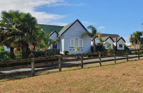 Ngahinapouri Bed & Breakfast | Koromatua Homestead