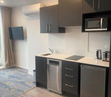 Te Aro Hotel | Ramada by Wyndham Wellington Taranaki Street