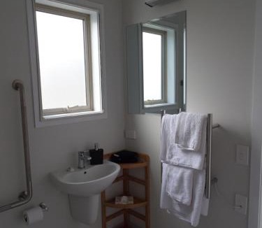 Lowburn Apartment | Lodges On Pearson Unit 1