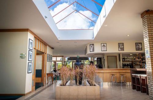Onerahi Hotel | Comfort Hotel Flames Whangarei