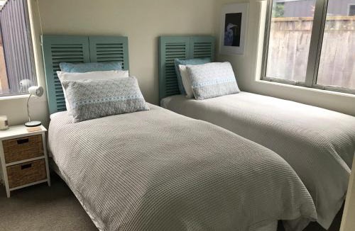 Raglan Bed & Breakfast | Harbourview52