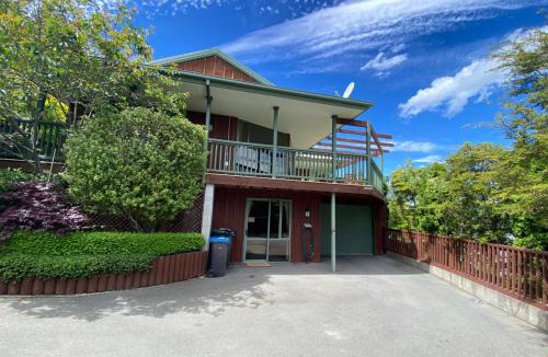 Hanmer Springs House | 18a Oregon Heights