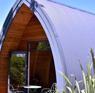 Ettrick Cabin | Benger Garden Chalets