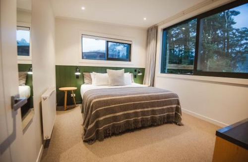 Milford Sound Cabin | Milford Sound Lodge