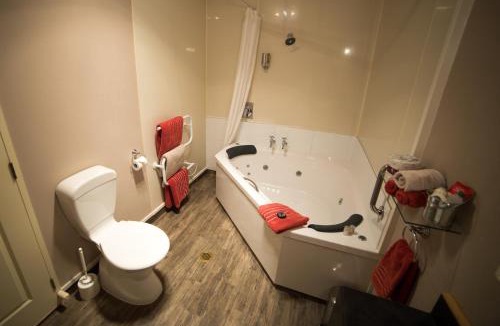 Te Anau Hotel | Lakefront Lodge