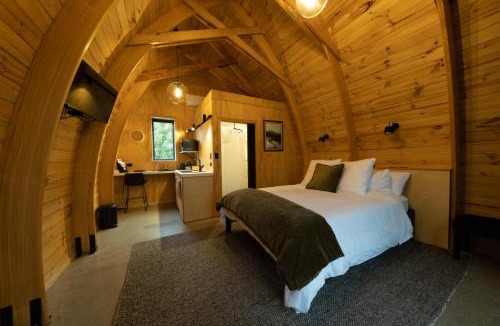 Ettrick Cabin | Benger Garden Chalets