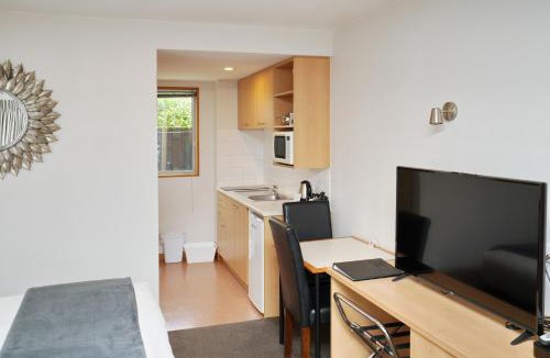 Upper Riccarton Hotel | 306 Motel Apartments