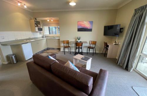 Omarama Hotel | Sierra Motel and Apartments