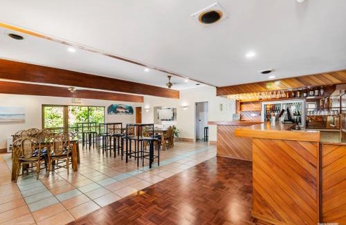 Tryphena Cabin | Tipi and Bobs Waterfront Lodge