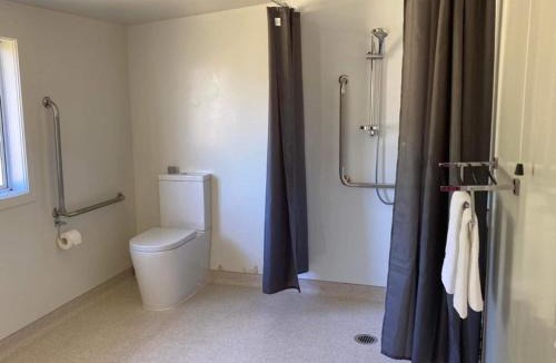 Hokitika Hotel | Woodstock Hotel