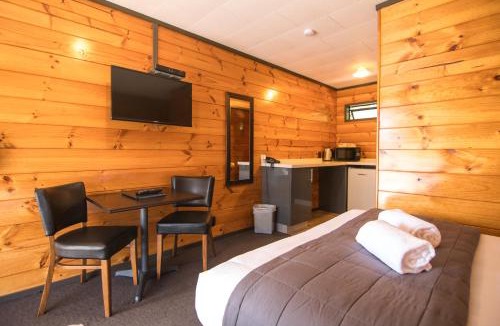 Turangi Resort | Parklands Motorlodge & Holiday Park