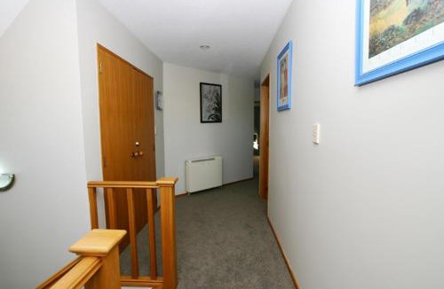Riccarton Hotel | Athena Motel