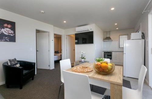 Taupo Hotel | Acacia Lake View Motel