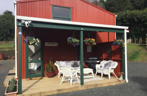 Katikati Bed & Breakfast | Beynon&Bolton’s Country Loft Escape