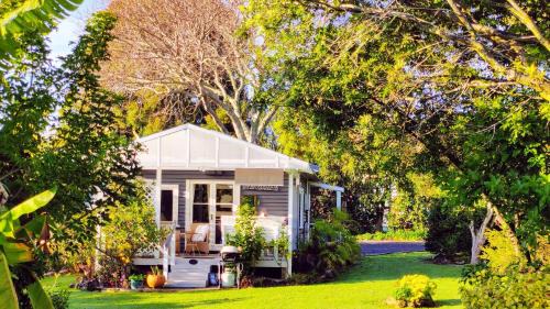 Kerikeri Bed & Breakfast | Moon Gate Villa