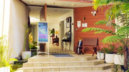 Kerikeri Bed & Breakfast | Moon Gate Villa