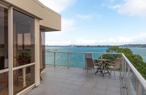 Bayswater Hotel | Ocean Breeze Hotel