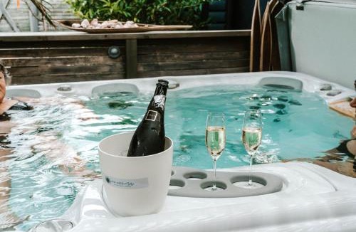 Blackpool Bed & Breakfast | Waiheke Waterfront Lodge
