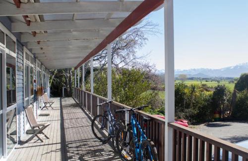 Kaikoura Cabin | The Lazy Shag Lodge