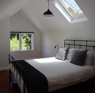 Te Puna Apartment | T H E B A R N Boutique Accomodation