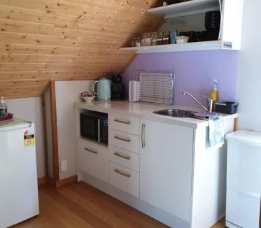 Alexandra Apartment | Rail Trail Retreat