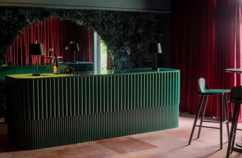 Queenstown City Centre Hotel | The Central Hotel Queenstown, A Naumi Chapter