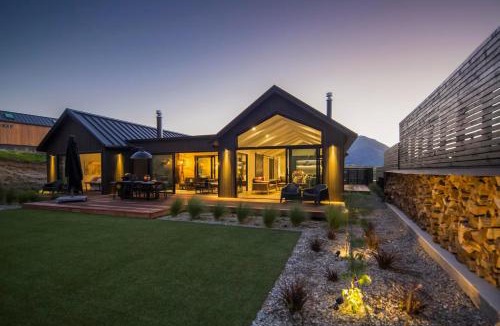 Kawarau Falls Villa | Kahua - Jacks Point