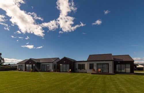 Te Anau Hotel | Annies on Milford