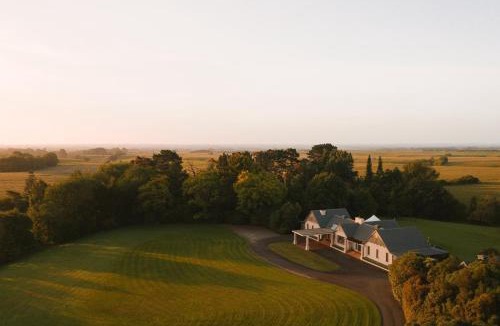 Bunnythorpe Bed & Breakfast | Hiwinui Country Estate