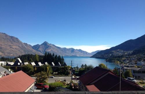 Queenstown City Centre Cabin | Melbourne Lodge Queenstown
