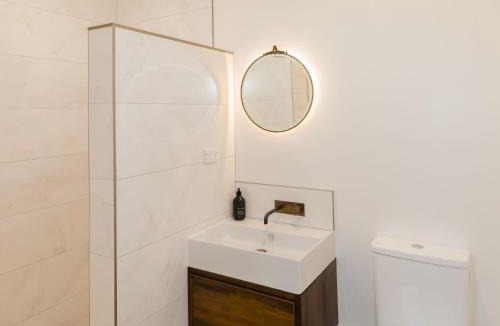 Oamaru Apartment | The Old Confectionery