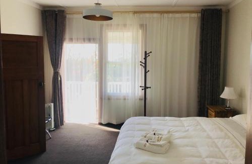 Te Puia Hotel | Te Puia Hot Springs Hotel