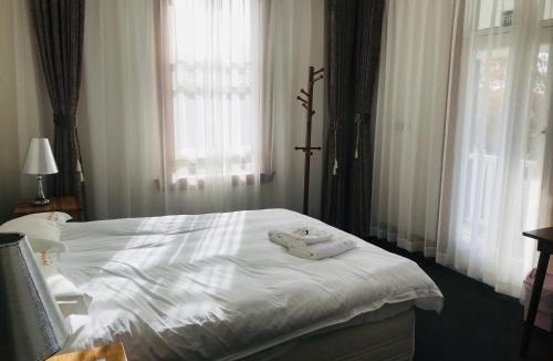 Te Puia Hotel | Te Puia Hot Springs Hotel