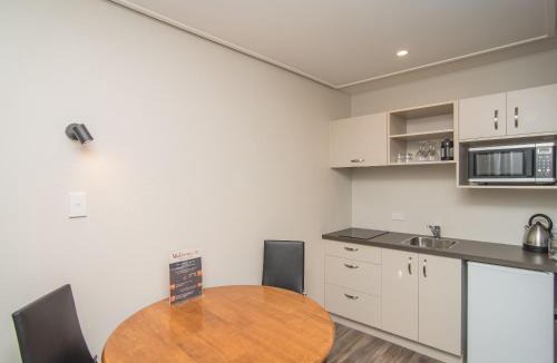 Timaru Hotel | Cedar Lodge Motel