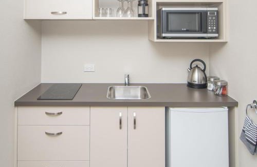 Timaru Hotel | Cedar Lodge Motel