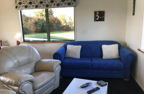 Longlands House | Bluebell Lodge and Cottage