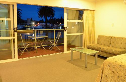 Gisborne Hotel | Senator Motor Inn