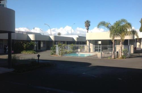 Tauranga Hotel | Durham Court Motor Inn
