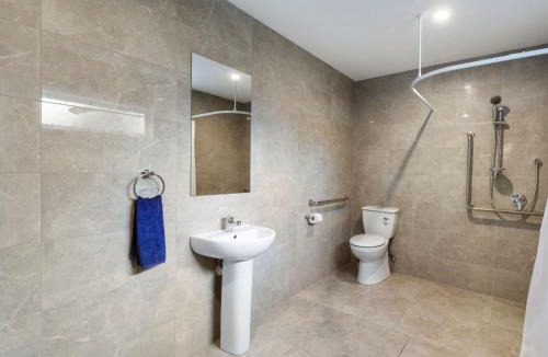 Taupo Hotel | Dunrovin Motel