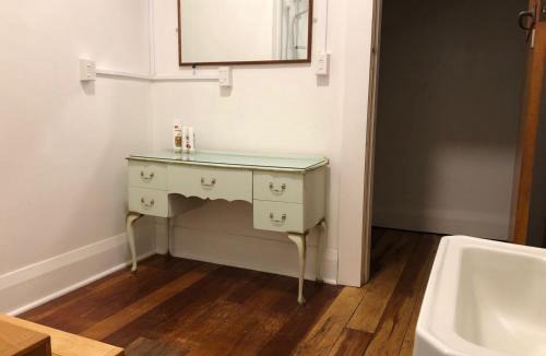 Cambridge Bed & Breakfast | Penmarric House - Self Check-in