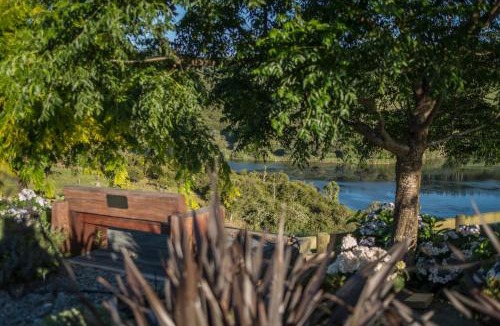 Te Teko Bed & Breakfast | Secret Lake Farmstay