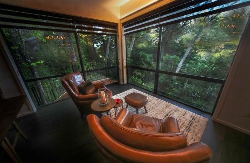 Hospital Hill Ski Chalet | L'amour Nest