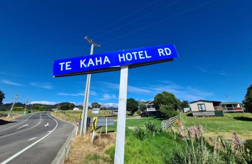 Te Kaha Hotel | Te Kaha Beach Hotel