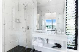 Oneroa Apartment | Cable Bay Views
