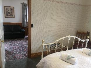 Arrowtown Hotel | Settlers Cottage Motel