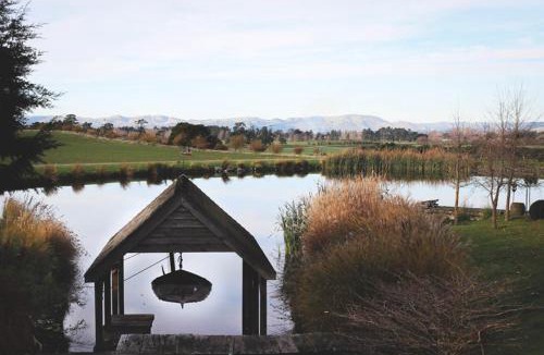 Kahutara Cabin | Te Kopura Lodge